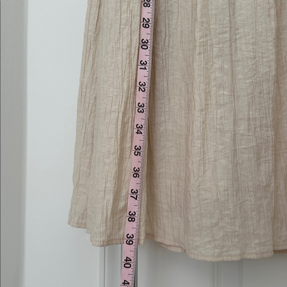 Abercrombie & Fitch Beige Crinkle Maxi Skirt - Picture 3 of 9